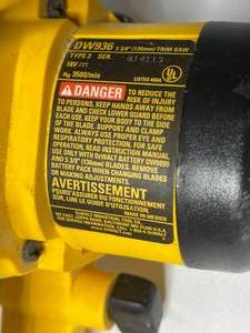 lot 527 image: Dewalt 5 38th Inch Rechargeable Trim Saw Model DW936 With Charger