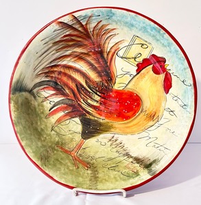 lot 301 image: Assortment of Rooster Decorative Items