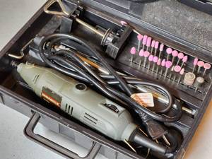 lot 324B image: Durabuilt Dremel Tool