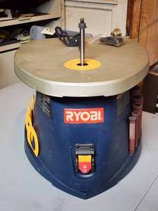 lot 334B image: Ryobi Oscillating Spindle Sander