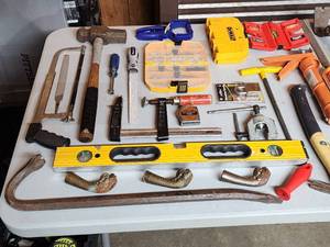 lot 342B image: Large Assortment of Hand Tools