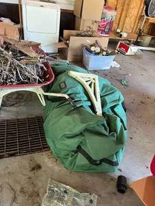 lot 90 image: Middle of Garage Contents