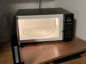 lot 29 image: Panasonic Microwave