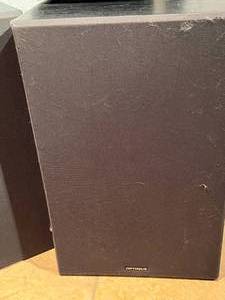 lot 63 image: Pair of Optimus Speakers
