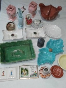 lot 248 image: McCoy dish (green) and much more.