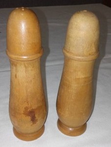 lot 255 image: Salt and Pepper shaker set. You know who deserves these
