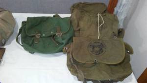 lot 280 image: Vintage Canvas Camper Packs (3)