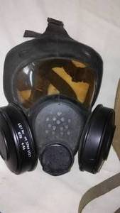 lot 283 image: U.S. Navy Gas Mask and Canvas Bag WW II .