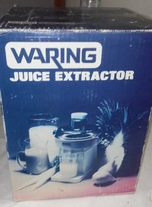 lot 366 image: Waring Juice Extractor.