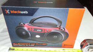lot 368 image: Bluetooth CD player and Fm Radio in box.