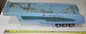 lot 225 image: Metal Vintage Car Hauler.