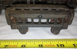 lot 228 image: Cast trolley cars. (5)