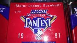 lot 436 image: Retail display box pinnacle fanfest 1997MLB.