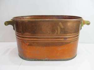 lot 42 image: Great Looking Vintage REVERE WARE Copper Boiler