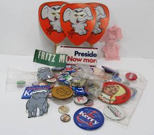 lot 52 image: Lot of Vintage Political Memorabilia