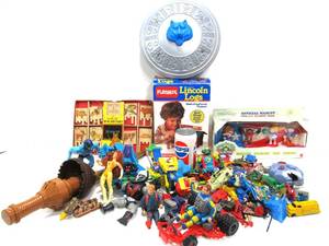 lot 58 image: Large Group of Vintage Toys Action Figures etc