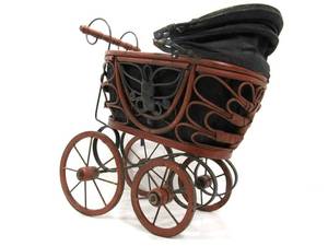 lot 60 image: Vintage Style BabyDoll Carriage
