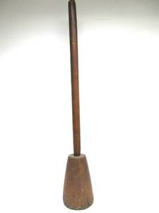 lot 17 image: Early Primitive Antique Wooden Mashing Tool