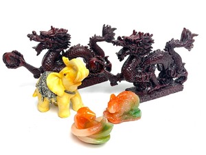lot 194 image: Carved Orient Resin & Stone Carvings - Dragons, Elephant etc