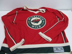 lot 90 image: Excellent MINNESOTA WILD Hockey Jersey - Size XL