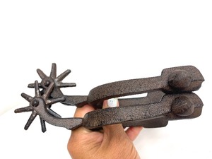 lot 186 image: Vintage Style Cast Iron Western Horse Spurs