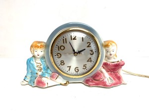 lot 187 image: Vintage 1950s era Ceramic Figural Desk Clock by Sessions