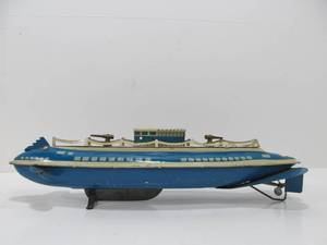 lot 163 image: Very Nice Vintage Tin Litho WOLVERINE Wind-Up Submarine Toy #2