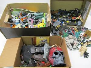 lot 125 image: Large Lot of MEGA BLOKS & Some Legos
