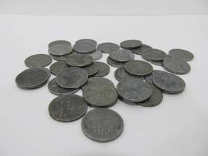 lot 130 image: Lot of 35 US 1943 Steel Pennies