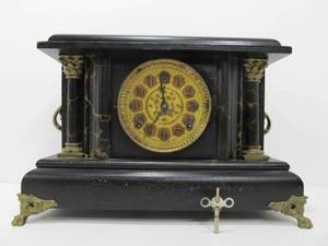lot 143 image: Ornate Working Antique 1890s Mantle Clock 