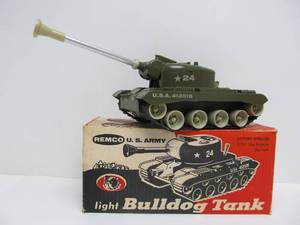 lot 281 image: Excellent Vintage REMCO Light Bulldog Tank wOriginal Box