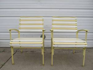 lot 236 image: Nice Pair of Vintage YellowWhite Patio Armchairs