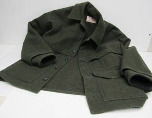 lot 239 image: Nice Vintage FILSON Mens Wool Mackinaw Jacket - Mens Size XL
