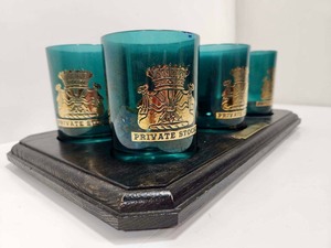 lot 317 image: Vintage WhiskeyRocks Glasses Set wStand - The Rings