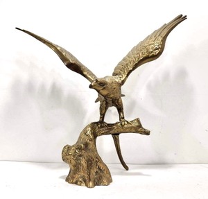 lot 338 image: LARGE Vintage Solid Brass Eagle Statue