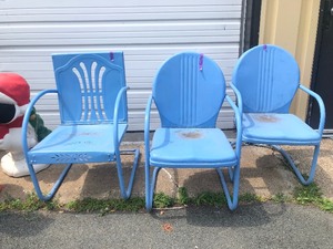 lot 366 image: 3 old Vintage 1950s era Metal Porch Springer Chairs