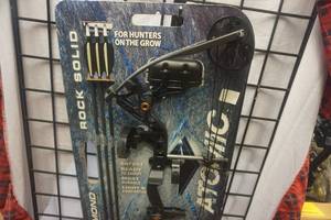 lot 7 image: Bowtech Diamond Rock Solid Compound Bow RH