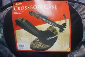 lot 19 image: Allen Model 6010 Camo Cross Bow Case