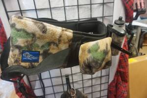 lot 27 image: Vista Camo Fanny Pack With Accessory Pockets and Water Bottle Holder