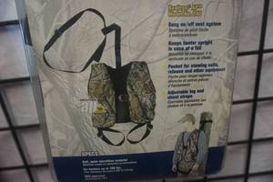 lot 79 image: Ameristep Model 240 Real Tree Camo Full Body Tree Stand Safety Harness
