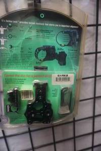 lot 102 image: IQ Bow Sights 4 Pin Fiber Optic Bow Sight With Revolutionary Retina Lock