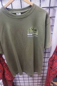 lot 169 image: Bow Hunter Predator Themed T-Shirt