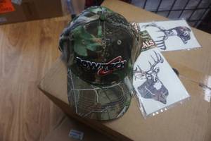 lot 172 image: Bowtech Baseball Cap With LVE Camo White Tail Buck Decals