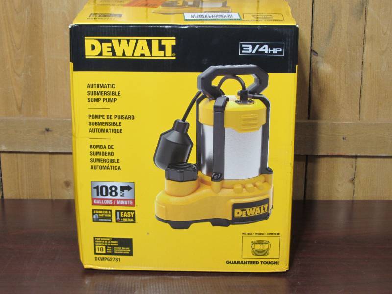 DEWALT 3 4 HP Stainless Steel Cast Iron Submersible Sump Pump