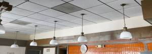 lot 7 image: 7 Hanging light fixtures