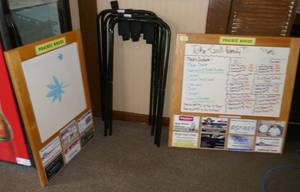 lot 42 image: 2 whiteboards trimmed in wood and 3 new serving trays
