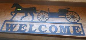 lot 44 image: Metal WELCOME sign 47x23