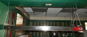 lot 49 image: 2 Avantco heat lamps 48x6
