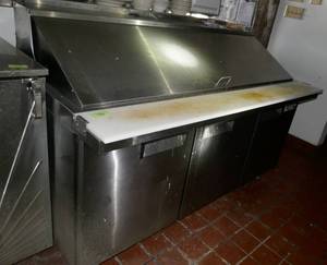 lot 50 image: Avantco refrigerated prep table 70 wide x 35 deep x 46 tall