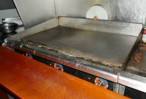 lot 60 image: Superior brand grill 36x26 - working